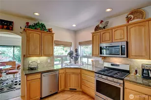 11 Whispering Cedars Ct, Bellingham, WA 98229 - Photo 22
