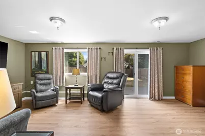 20416 120th Street Ct E, Bonney Lake, WA 98391 - Photo 32