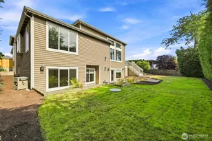 9671 Evergreen Dr, Bellevue, WA 98004 - Photo 38