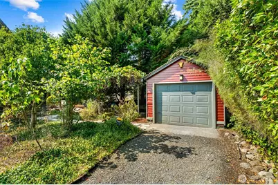 1202 Olympia Avenue NE, Olympia, WA 98506 - Photo 38