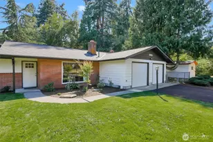 2102 Vine Rd, Brier, WA 98036 - Photo 2