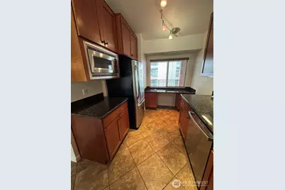 130 105th Avenue SE #314, Bellevue, WA 98004 - Photo 6