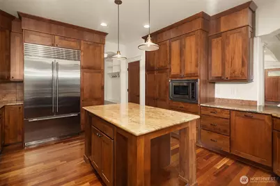 9313 190th Street SW, Edmonds, WA 98020 - Photo 14