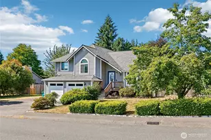 9309 19th Pl SE, Lake Stevens, WA 98258 - Photo 2