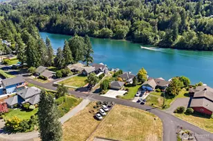 148 Steelhead Dr, Silver Creek, WA 98585 - Photo 38