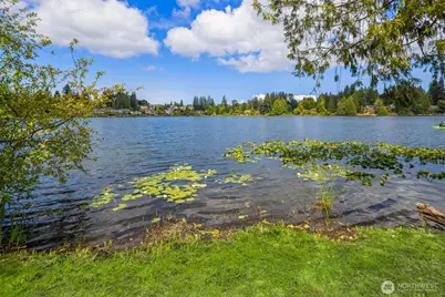 16226 E Shore Drive #B, Lynnwood, WA 98087 - Photo 4
