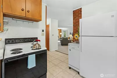 6526 NE 198th Street, Kenmore, WA 98028 - Photo 18