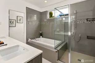 13752 Wayne Pl N, Seattle, WA 98133 - Photo 20