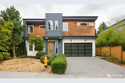 13752 Wayne Place N, Seattle, WA 98133 - Photo 1