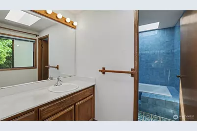 4233 192nd Court SE, Issaquah, WA 98027 - Photo 18