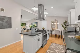 14009 13th Ave SW, Burien, WA 98166 - Photo 8