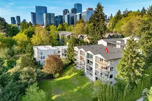 321 Bellevue Way SE, Bellevue, WA 98004 - Photo 30