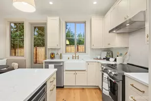 22706 92nd Ave W, Edmonds, WA 98020 - Photo 14