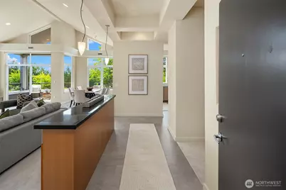 511 7th Avenue #401, Kirkland, WA 98033 - Photo 2