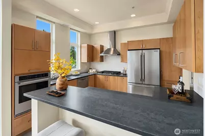 511 7th Avenue #401, Kirkland, WA 98033 - Photo 8