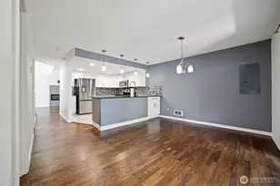 720 141st Ln SE, Bellevue, WA 98007 - Photo 4