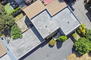 720 141st Ln SE, Bellevue, WA 98007 - Photo 36