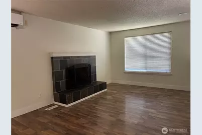 4883 Laura Lane SE, Port Orchard, WA 98367 - Photo 4