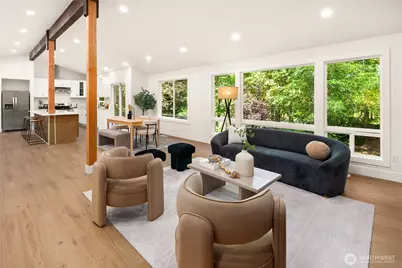 5755 Blakely Avenue NE, Bainbridge Island, WA 98110 - Photo 8