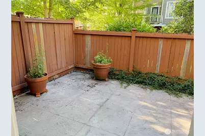11023 SE 240th Street #D2, Kent, WA 98031 - Photo 6
