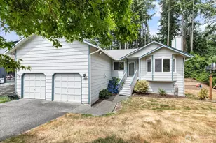 4361 Shadowood Dr, Clinton, WA 98236 - Photo 1