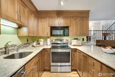 11206 Clover Park Drive SW #25, Lakewood, WA 98499 - Photo 18
