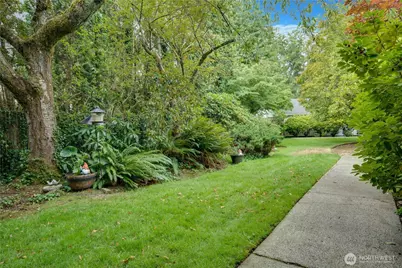 11206 Clover Park Drive SW #25, Lakewood, WA 98499 - Photo 26
