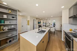 4513 A 34th Ave S, Seattle, WA 98118 - Photo 10