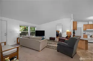 451 E Lakeshore Dr W, Shelton, WA 98584 - Photo 8