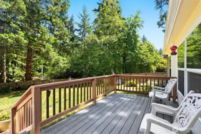451 E Lakeshore Dr W, Shelton, WA 98584 - Photo 2