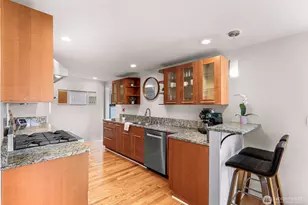 5717 59th Ave NE, Seattle, WA 98105 - Photo 12