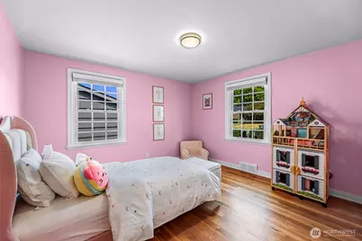 5717 59th Avenue NE, Seattle, WA 98105 - Photo 18