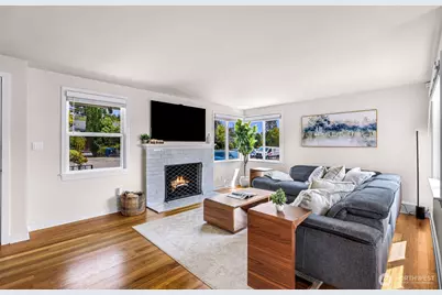 5717 59th Avenue NE, Seattle, WA 98105 - Photo 6