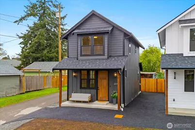 2815 25th Street #C, Everett, WA 98201 - Photo 1