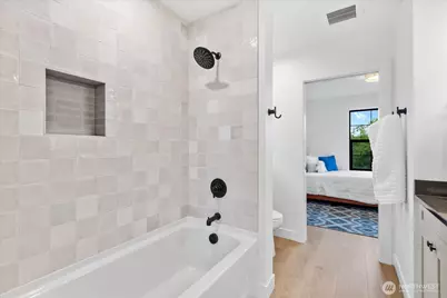 2815 25th Street #C, Everett, WA 98201 - Photo 28