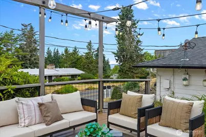 18015 Homeview Drive, Edmonds, WA 98026 - Photo 28