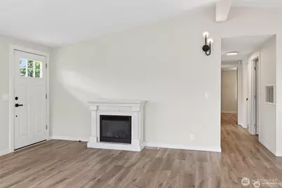 2424 S 130th Place, SeaTac, WA 98168 - Photo 4