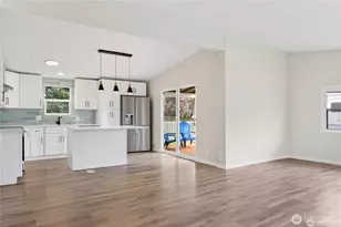 2424 S 130th Pl, SeaTac, WA 98168 - Photo 8