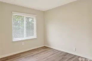 2424 S 130th Pl, SeaTac, WA 98168 - Photo 16