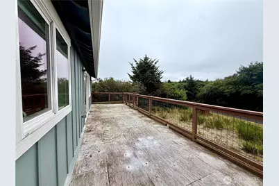 33 4th Avenue, Ocean Shores, WA 98569 - Photo 10