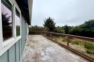 33 4th Ave, Ocean Shores, WA 98569 - Photo 10