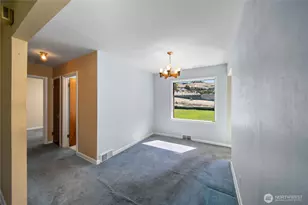 2221 Ashland Ave, East Wenatchee, WA 98802 - Photo 6