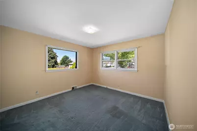 2221 Ashland Ave, East Wenatchee, WA 98802 - Photo 8