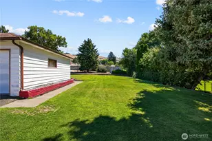 2221 Ashland Ave, East Wenatchee, WA 98802 - Photo 32