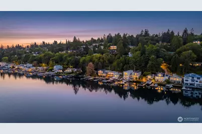 11728 Riviera Place NE, Seattle, WA 98125 - Photo 36