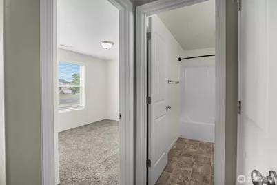 4229 W Cove West Drive, Moses Lake, WA 98837 - Photo 10