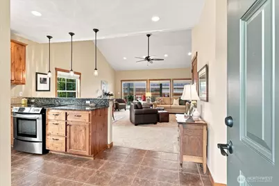 387 Ridgewood Dr, Manson, WA 98831 - Photo 6