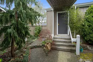 3213 SW 319th Pl, Federal Way, WA 98023 - Photo 2