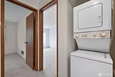 1740 NE 86th Street #101, Seattle, WA 98115 - Photo 16