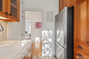 1808 Bigelow Ave N, Seattle, WA 98109 - Photo 12